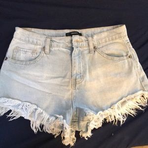 F21 light washed denim high waisted shorts